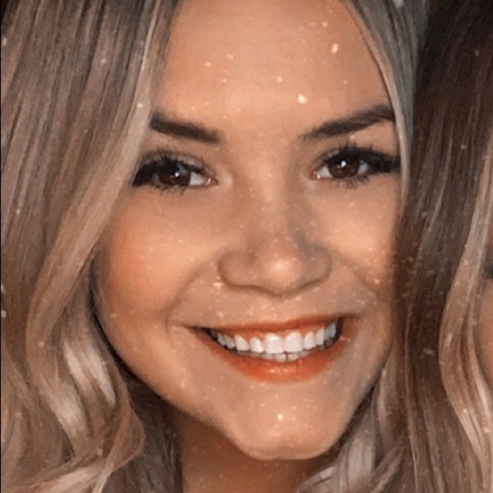 Meet your Posher, Kelsey